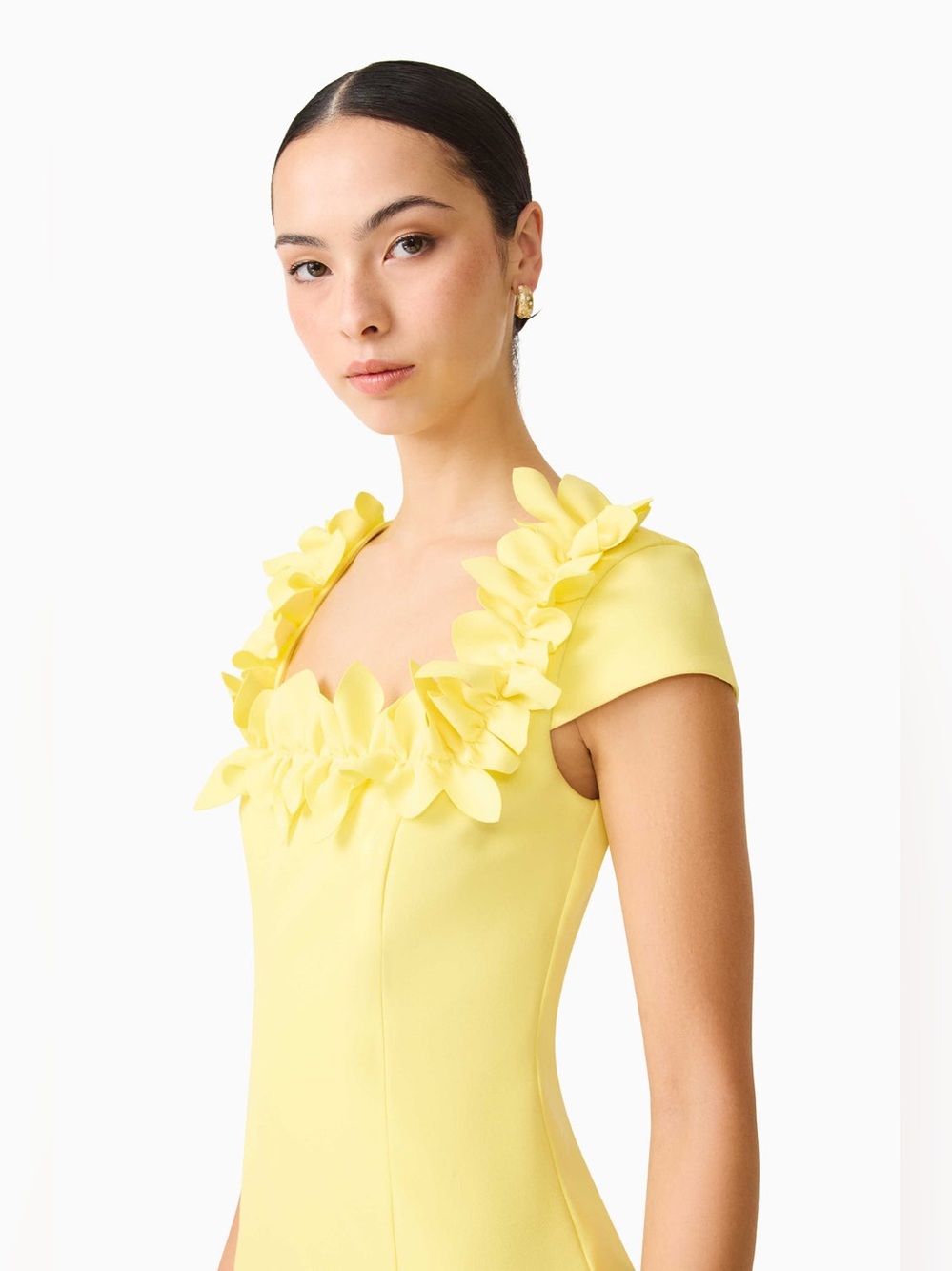 ELLIATT Cara Short Sleeve Midi Dress in Yellow Floral Trim size S NWT